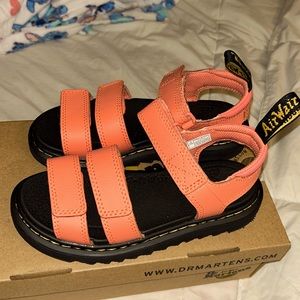 Girl sandals